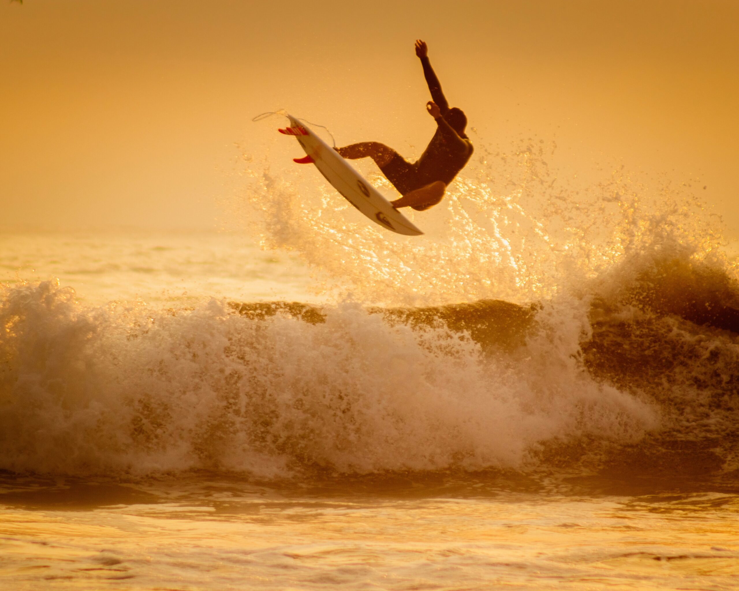 fernando-munoz-HNQFSH0Xr9A-unsplash